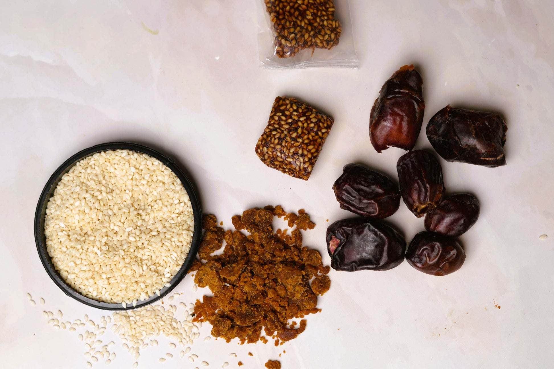 Date Bites -Sesame(250gms Jar)